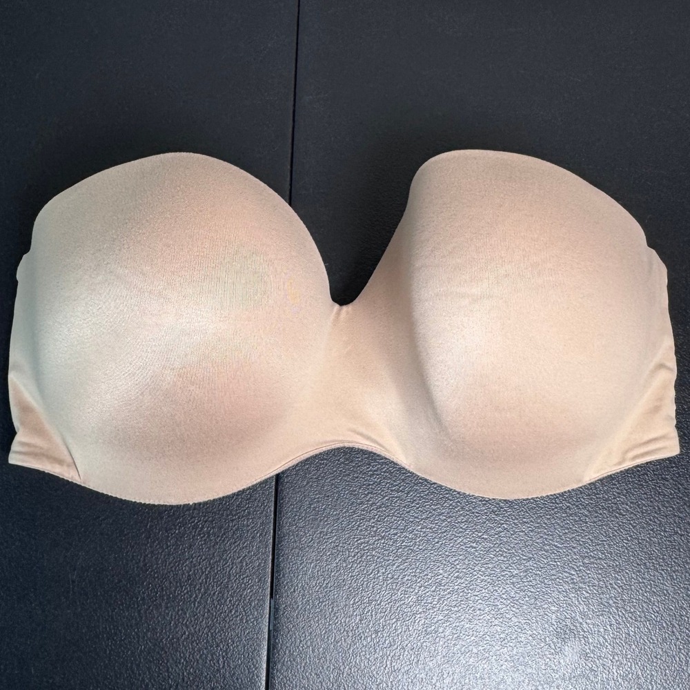Victorias Secret Body by Victoria Lined Strapless Bra Beige Molded‎ Wide Band
